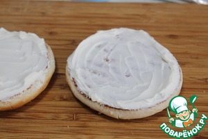 Брускетта с маринованной клубникой Брускетта с маринованной клубникой