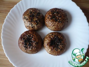 Бургер с шампиньонами и куриным филе Бургер с шампиньонами и куриным филе