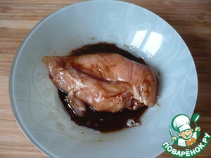 Бургер с шампиньонами и куриным филе Бургер с шампиньонами и куриным филе