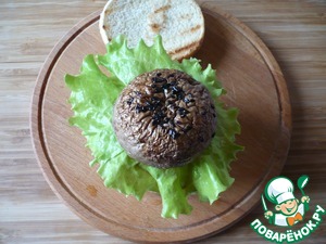 Бургер с шампиньонами и куриным филе Бургер с шампиньонами и куриным филе