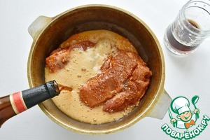 Бургер со свининой тушеной в пиве