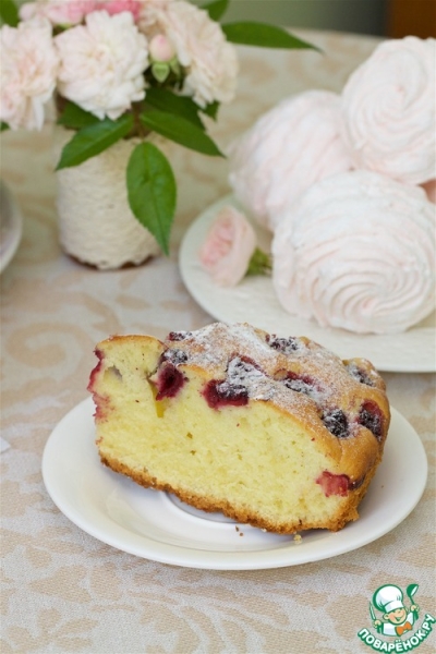 Пирог на растительном масле с вишней