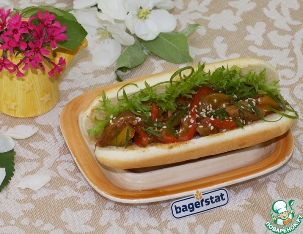 Хот-дог по мотивам азиатской кухни Хот-дог по мотивам азиатской кухни
