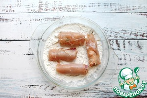 Хот дог с куриными рулетиками Хот дог с куриными рулетиками