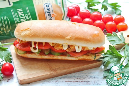 Хот дог с куриными рулетиками Хот дог с куриными рулетиками