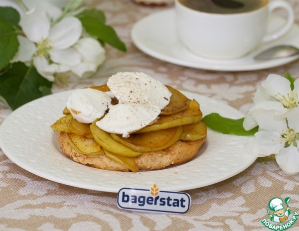 Хрустящие булочки "Яблоко-корица" Хрустящие булочки "Яблоко-корица"