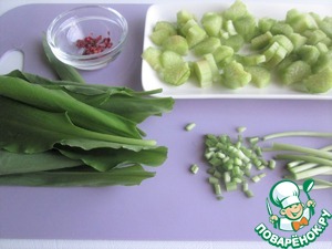 Омлет с черемшой и ревенем Омлет с черемшой и ревенем