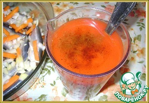 Салака в томатном соусе с овощами Салака в томатном соусе с овощами