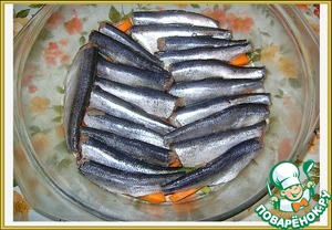 Салака в томатном соусе с овощами Салака в томатном соусе с овощами