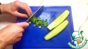 Весенний салат с сырыми шампиньонами Весенний салат с сырыми шампиньонами