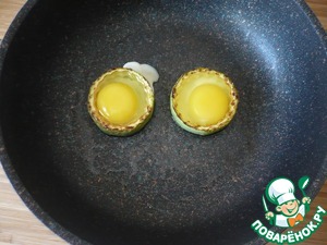 Запеченные булочки с начинкой Запеченные булочки с начинкой