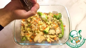 Запеченные свиные стейки с овощами