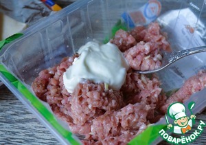 Слоёные палочки с фаршем и сыром