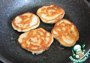 Ленивые пирожки с индейкой и капустой