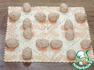 Слойки с начинкой из фарша