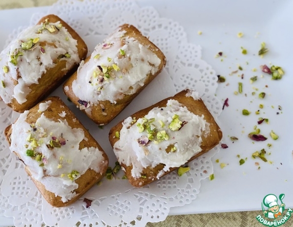 Фисташковое финансье