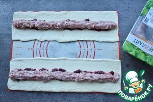 Колбасный венок с медово-горчичной глазурью Колбасный венок с медово-горчичной глазурью