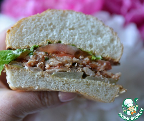 Бургер из индейки с пикантным соусом
