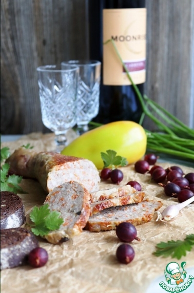 Фаршированная голень индейки с овощами и шампиньонами