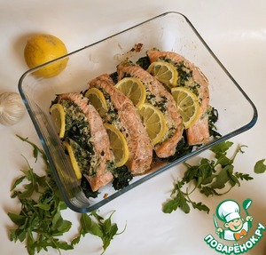 Кармашки из лосося со шпинатом