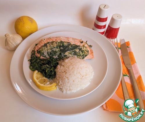 Кармашки из лосося со шпинатом