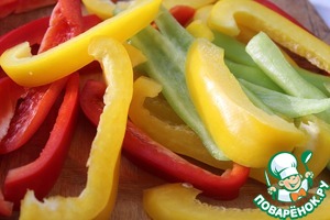 Кисло-сладкие перцы с сосисками