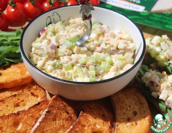 Легкий, сочный салат с ветчиной Легкий, сочный салат с ветчиной