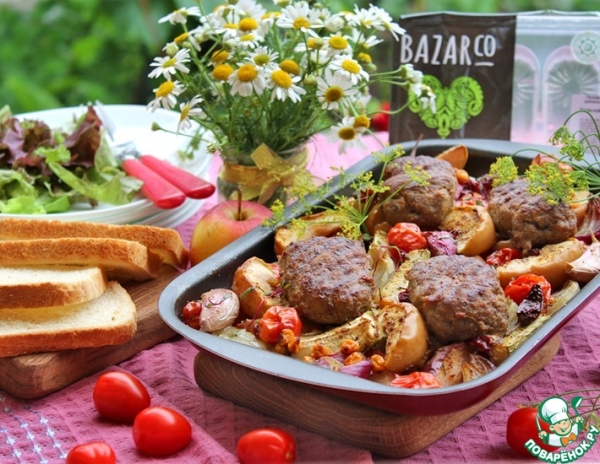 Люля-кебаб с фруктово-овощным гарниром Люля-кебаб с фруктово-овощным гарниром