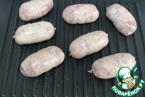 Мини-купаты-гриль с горячим немецким салатом Мини-купаты-гриль с горячим немецким салатом