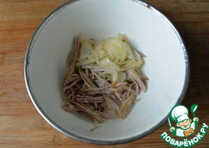 Салат "Ацецили" с индейкой