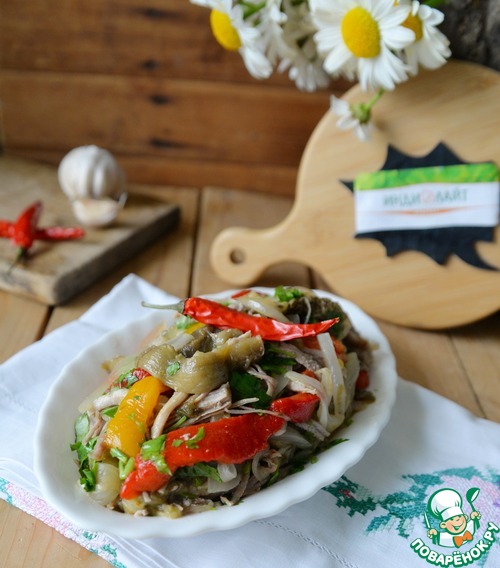 Салат "Ацецили" с индейкой