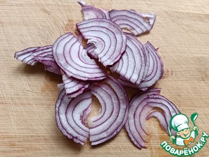 "Салат из черной чечевицы с тунцом."