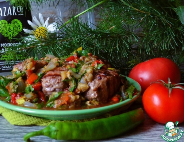 Салат-мангал с люля-кебаб из баранины