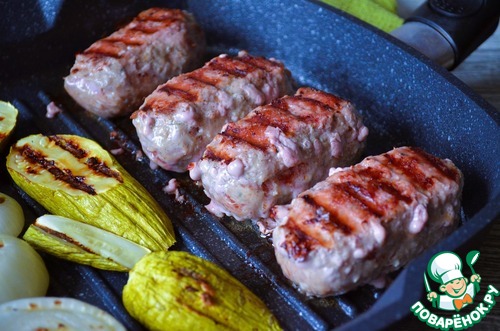 Салат-мангал с люля-кебаб из баранины