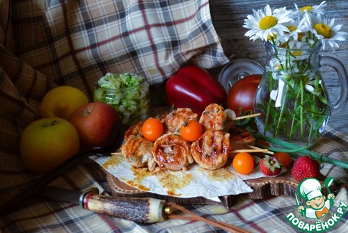 Шашлыки-рулеты из индейки с беконом