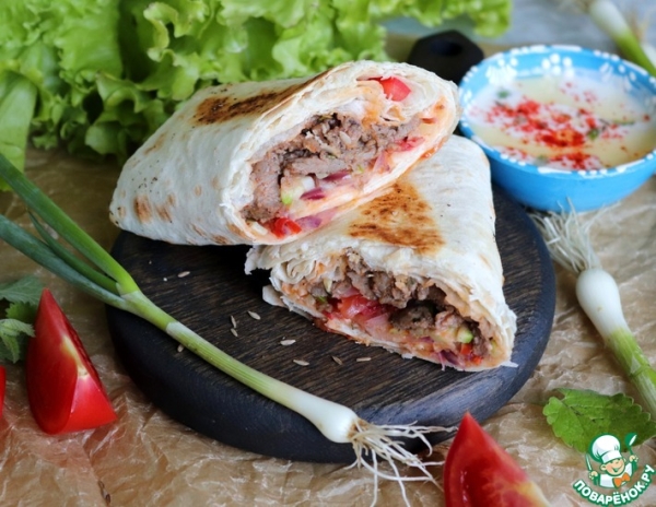 Шаурма с бараниной и обжаренными овощами Шаурма с бараниной и обжаренными овощами