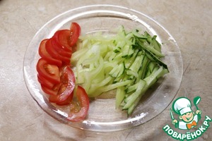 Шаурма с купатами и хрустящим луком Шаурма с купатами и хрустящим луком