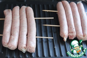 Сосиски-гриль с соусом чимичурри Сосиски-гриль с соусом чимичурри