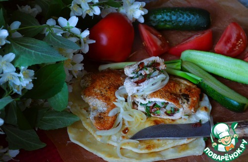 Стейк индейки с беконом и зеленью