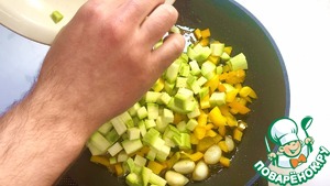 Свиной стейк на овощной подушке Свиной стейк на овощной подушке