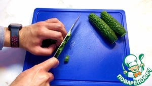 Весенний салат с молодой капустой и овощами Весенний салат с молодой капустой и овощами