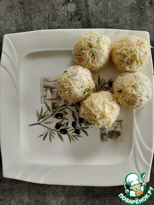 Закуска из ветчины и крабовых палочек