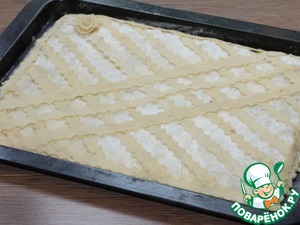 Пирог с индейкой, картофелем и луком