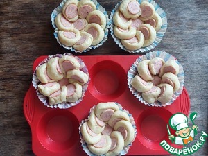 Булочки с сосисками "Цветочки"