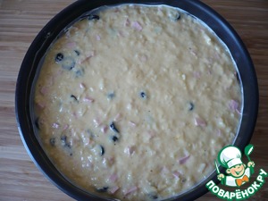 Пирог закусочный с колбасой "Радужная рыба"