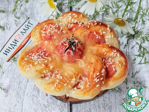 Булочки с сосисками "Цветочки"