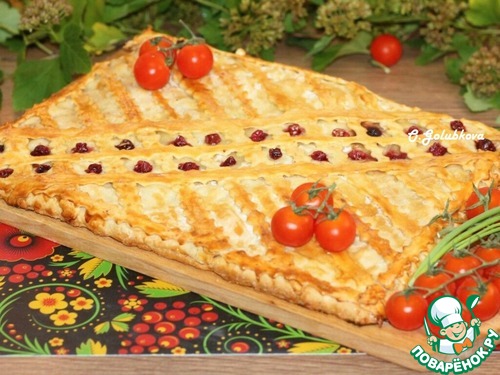 Пирог с индейкой, картофелем и луком