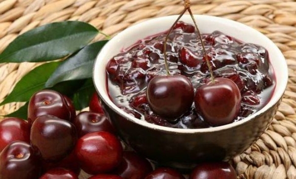 Вишневое варенье с лимонной кислотой в мультиварке