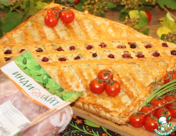 Пирог с индейкой, картофелем и луком