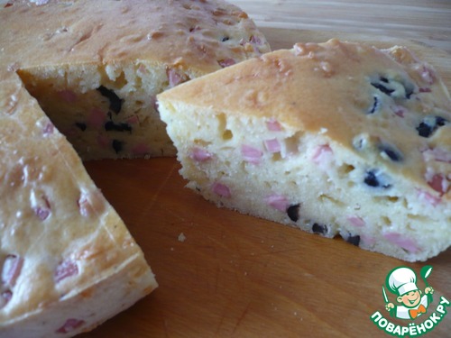 Пирог закусочный с колбасой "Радужная рыба"